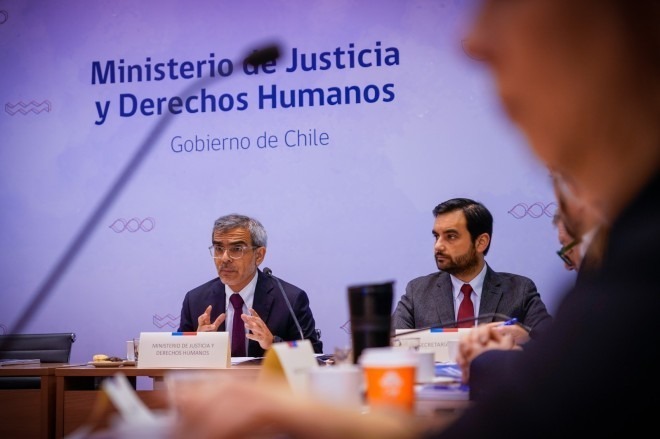 Ministro de Justicia y Derechos Humanos encabeza primera sesión del Consejo Nacional de Reinserción Social Juvenil