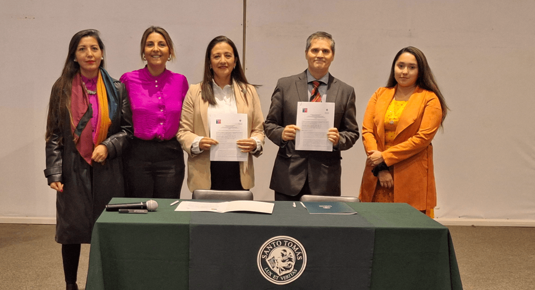 Coquimbo: SRJ y Santo Tomás firman convenio de colaboración que beneficiará a jóvenes de la región